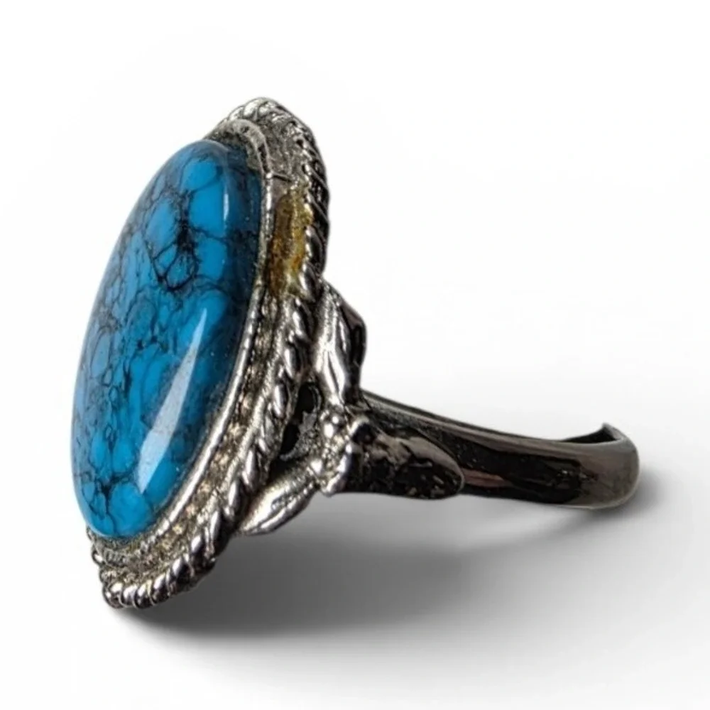 Vintage Adjustable Silver Tone Ring Blue Oval Turquoise Bezel Set Stone Size 10